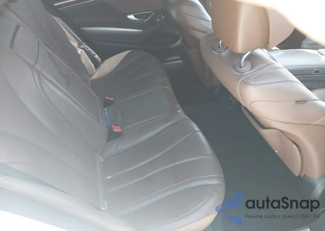 WDDUG8FB9GA227461: 44666654