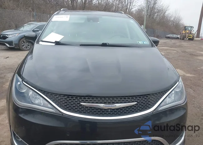 2C4RC1EG9HR611527: 44666770