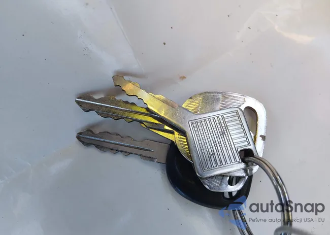 1GCCS14W3YK277639: 44666815