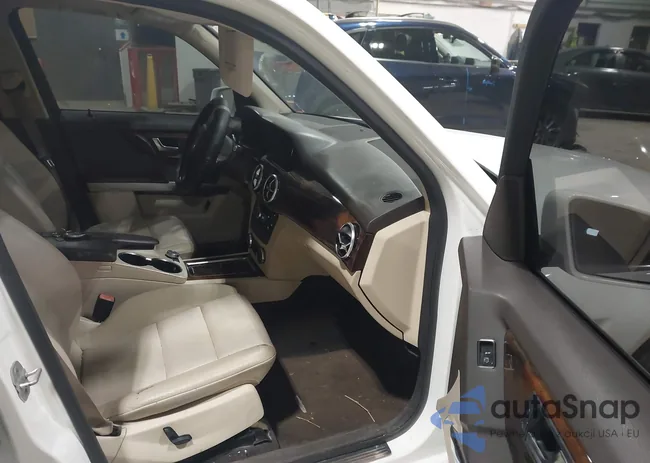 WDCGG8JBXDF971819: 44666264