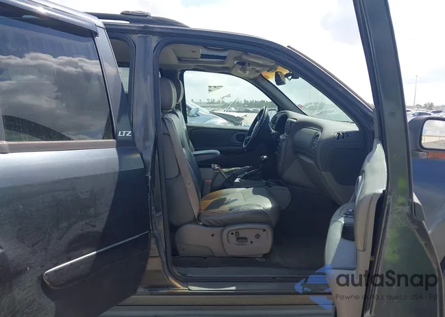 1GNDS13S532181577: 44667390