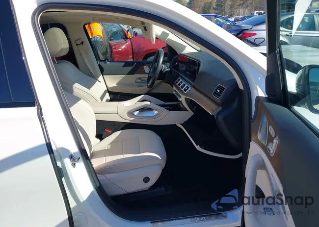 4JGFB4JB7NA579707: 44667687