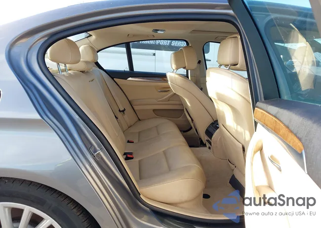 WBAFU7C59BC869824: 44668827