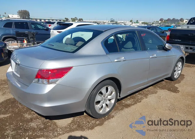 1HGCP26788A074718: 44667953