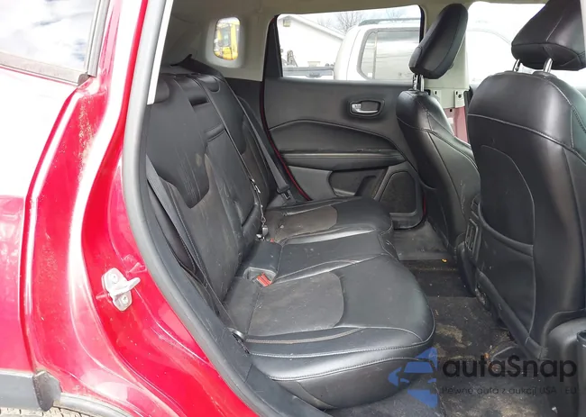 3C4NJDBB4JT154725: 44668010