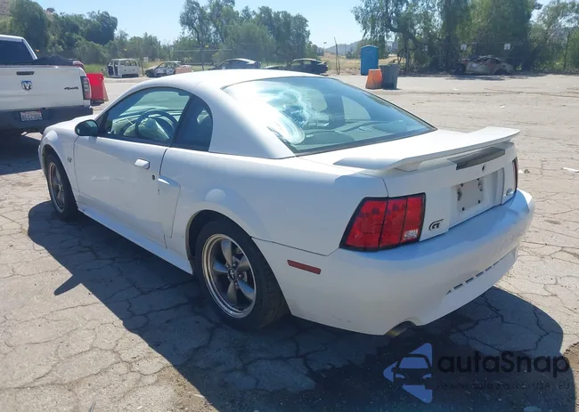 1FAFP42X33F305250: 44668175