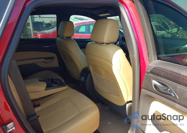 3GYFNEE30ES572465: 44669323