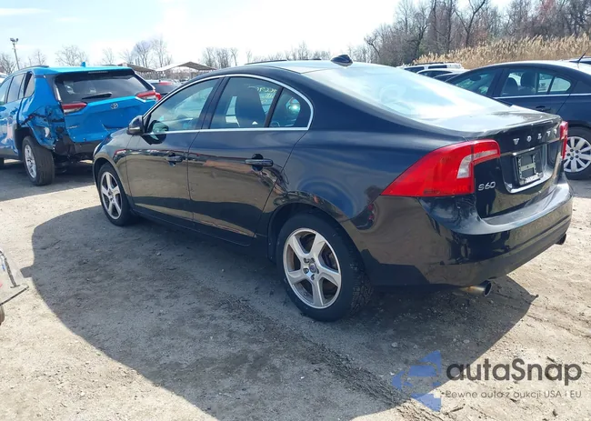 YV1612FS0D2187630: 44669608