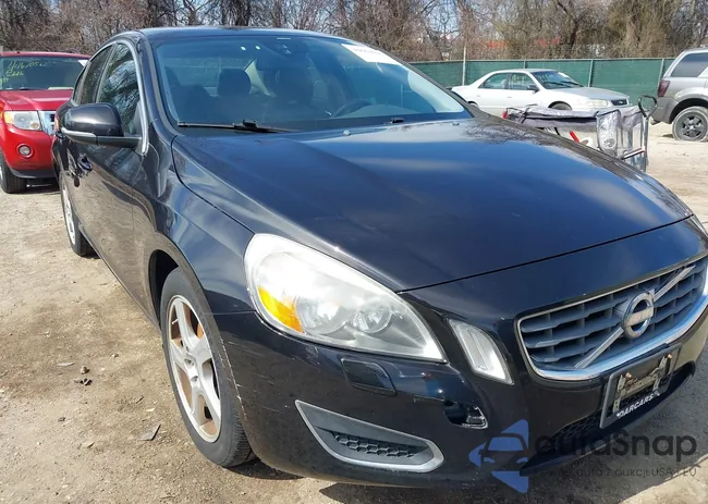 YV1612FS0D2187630: 44669608