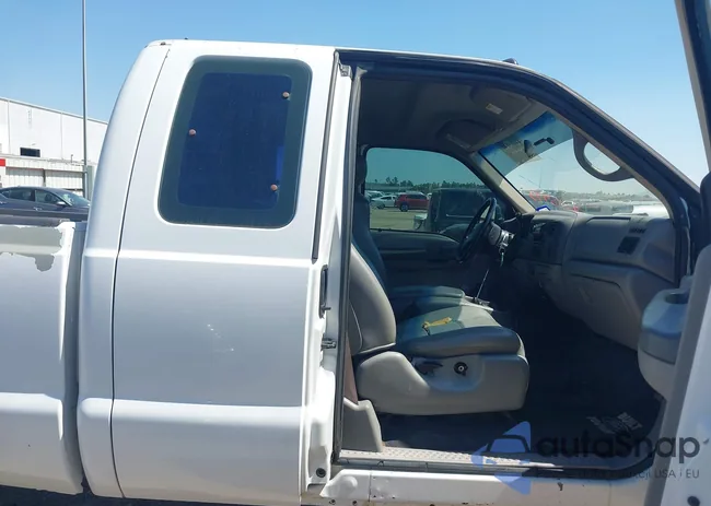 1FTNX21F31EB89537: 44669846