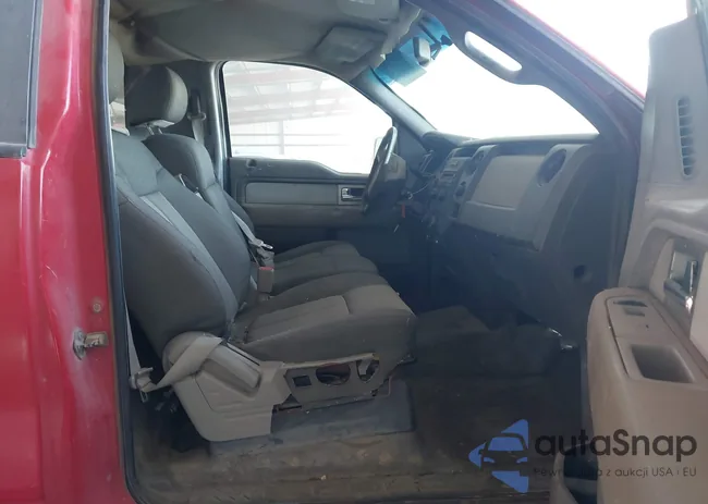 1FTMF1E8XAKB33911: 44669282