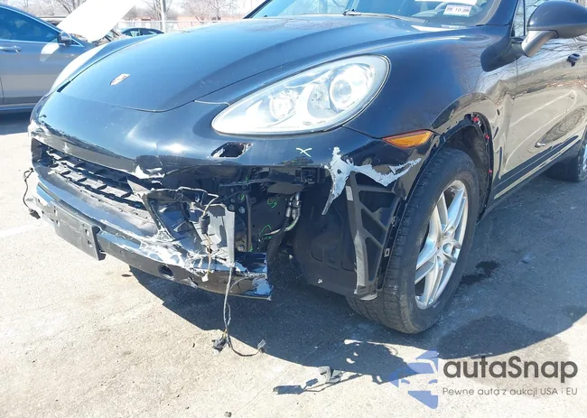 WP1AA2A28ELA03682: 44670795