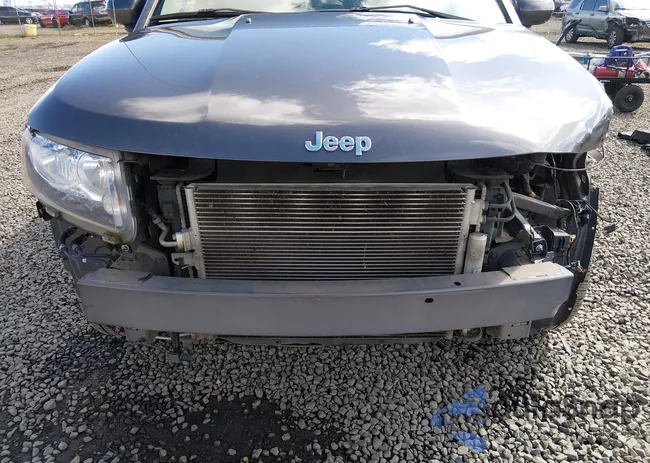 1C4NJDEB7GD708463: 44669896