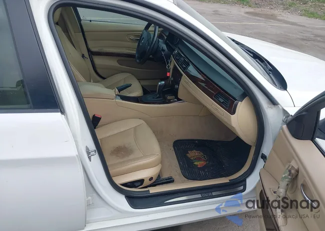 WBAPK7C51BA972886: 44671325