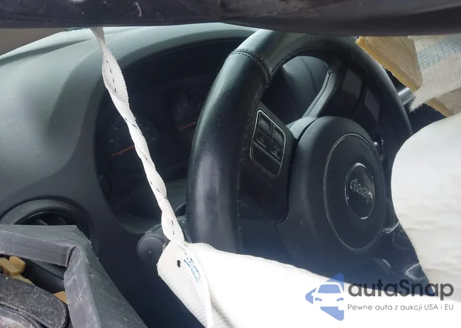 1C4NJDBB6GD690414: 44671337