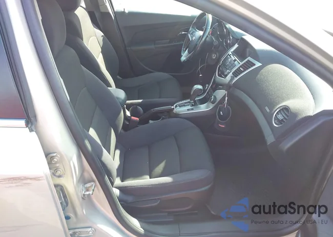 1G1PC5SB8E7446101: 44671472