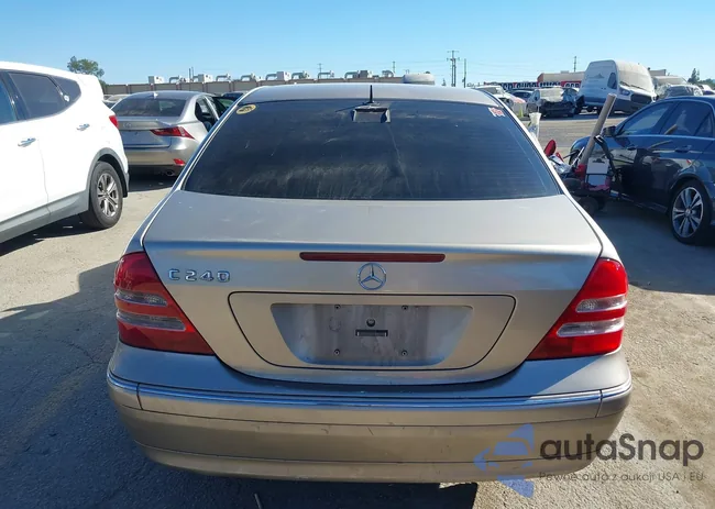 WDBRF61J62F287178: 44671815