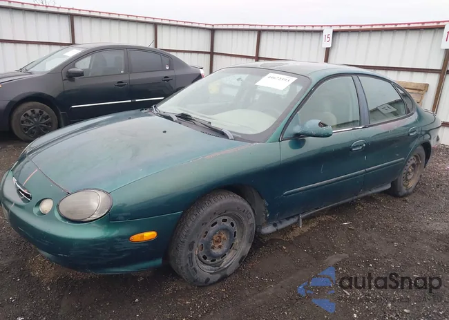 1FAFP53U2XG126028: 44672593