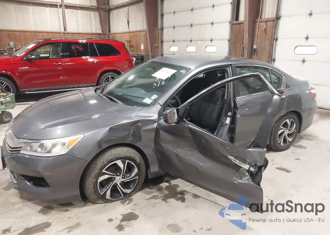 1HGCR2F39HA192168: 44672621