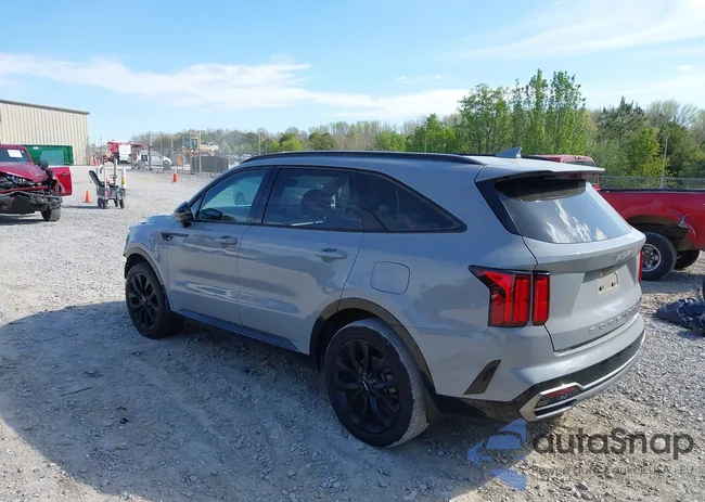 5XYRK4LF8NG145488: 44672616