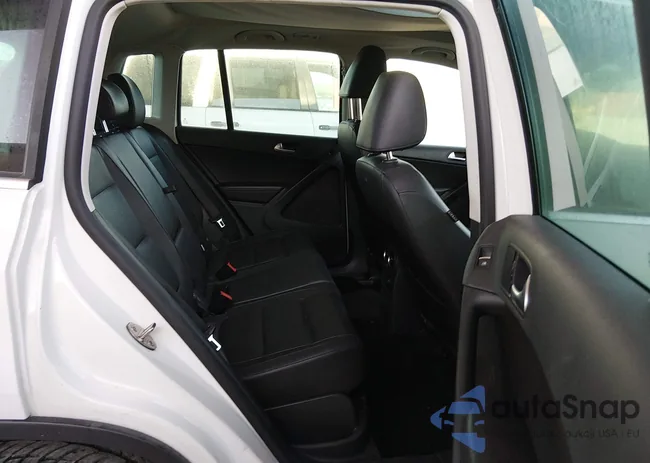 WVGAV7AX2GW564861: 44673345