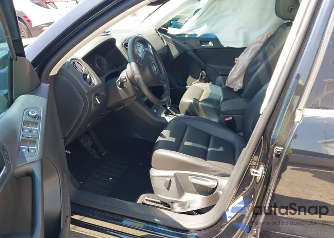 WVGAV3AX3EW573008: 44673534