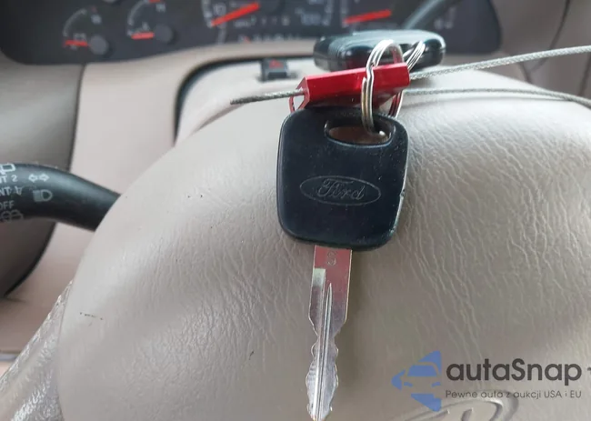 1FMPU18L5WLB49353: 44673648