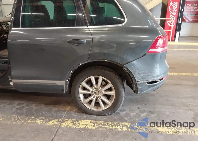 WVGEF9BP0DD008323: 44673728