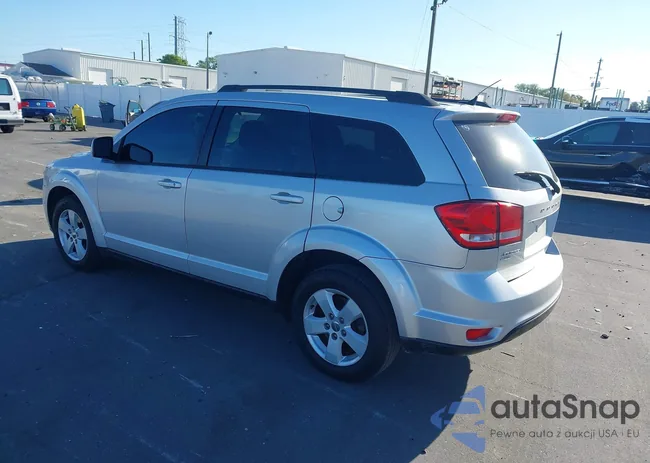 3C4PDDBGXCT323726: 44673100