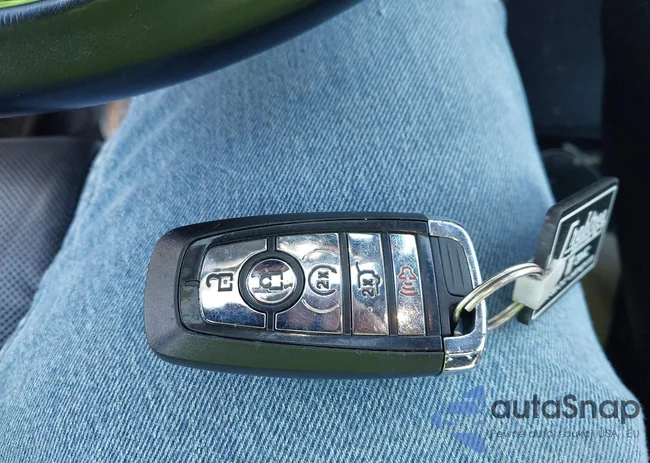 5LMJJ3LT2MEL04828: 44674687