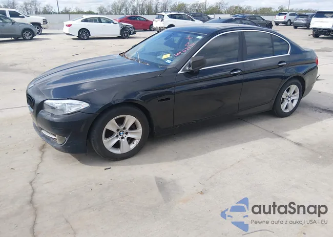 WBAFR1C52BC738782: 44674791