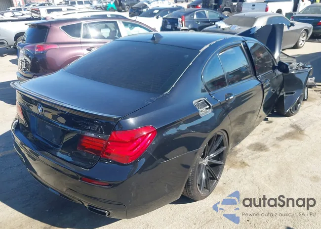 WBAYA8C54DD227919: 44674855