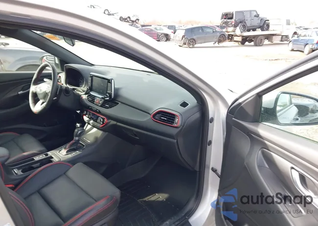 KMHH55LC8JU075154: 44677331