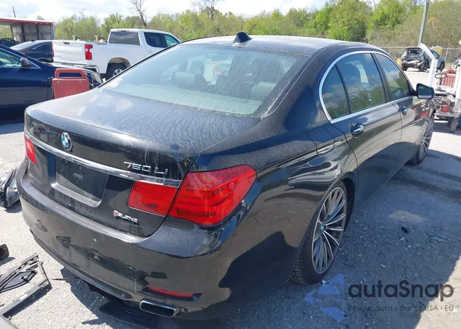 WBAKC8C50CC434912: 44677084