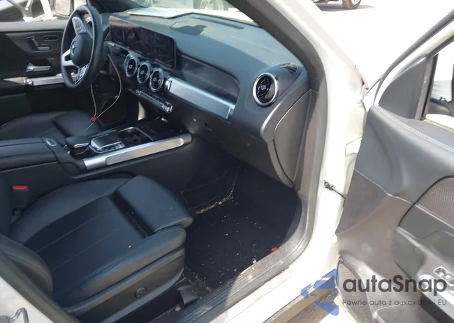 W1N4M4HB9LW039053: 44679759