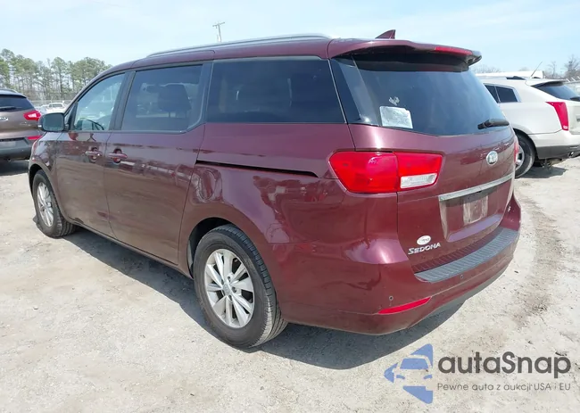 KNDMB5C16G6103587: 44679221