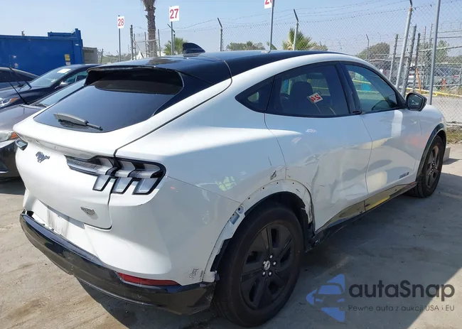 3FMTK2R77NMA24475: 44680180