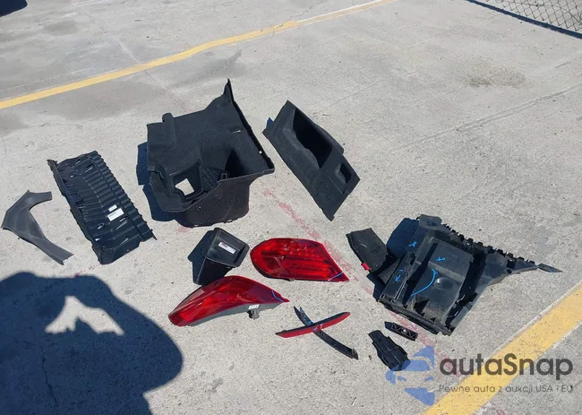 WBA6B2C55ED129100: 44680191