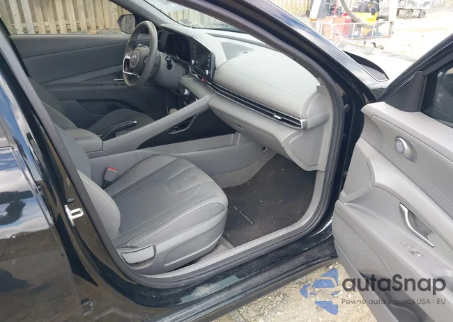 5NPLM4AG1NH066409: 44681358