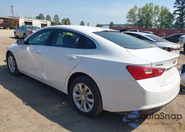 1G1ZD5ST8RF182159: 44681816