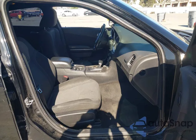 2C3CDXCT7GH187828: 44680898