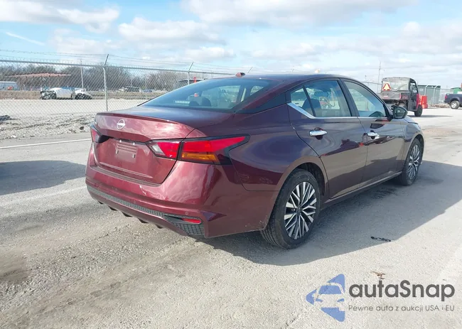 1N4BL4DV2SN325032: 44681117