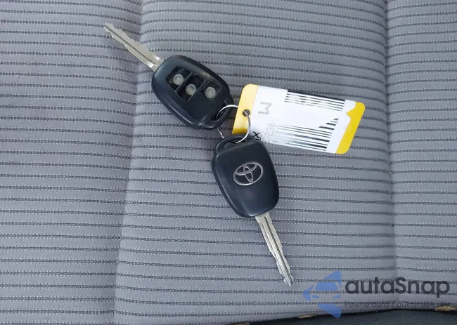 JTMZFREV3FJ052305: 44682668