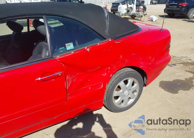 WDBLK65G3YT039819: 44683521