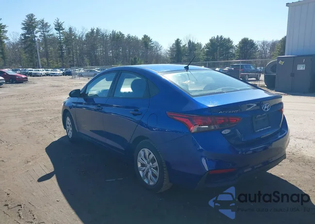 3KPC24A38JE011800: 44683875