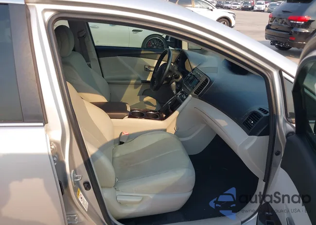 4T3BA3BB6AU015248: 44683057