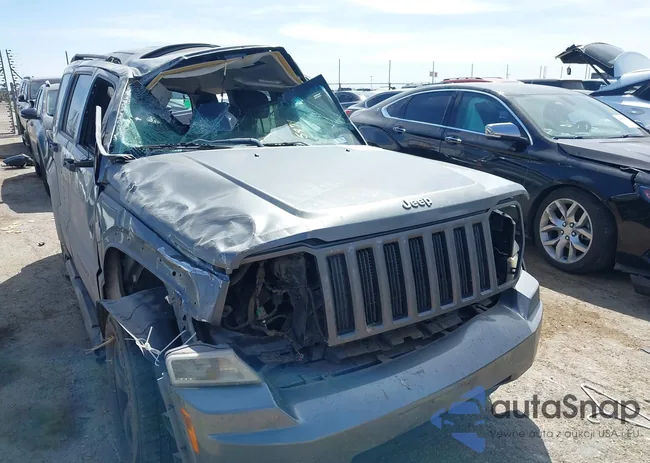 1C4PJMAK6CW125878: 44683910