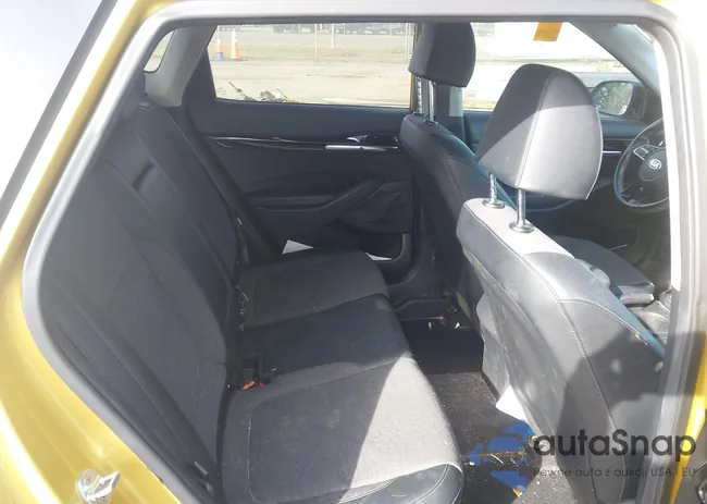 KNDEUCAA6M7085751: 44684112