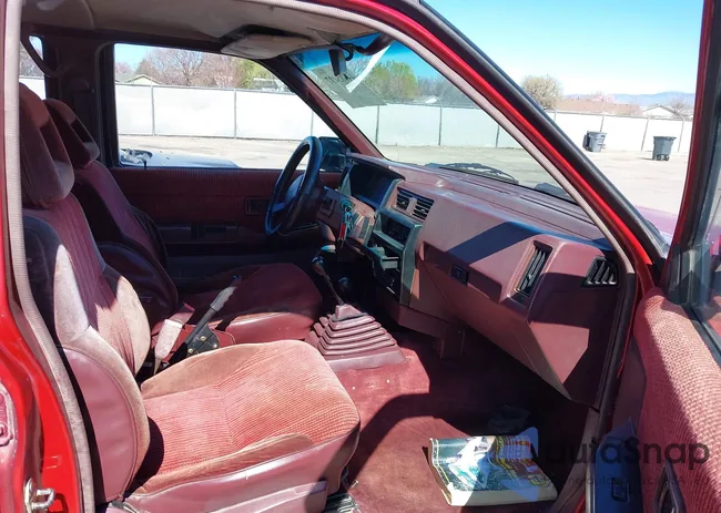 JN8HD17Y5MW036377: 44685497