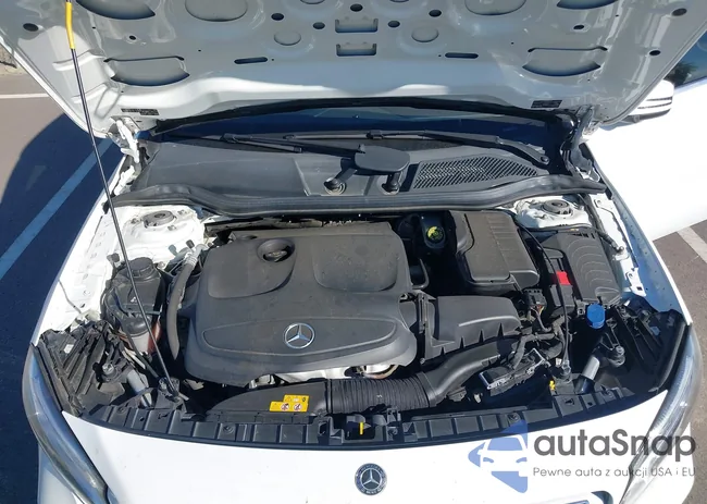 WDCTG4GB0JJ514332: 44684886